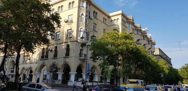 Апартаменты Crown Deluxe Apartment on Nizami Street Баку-7