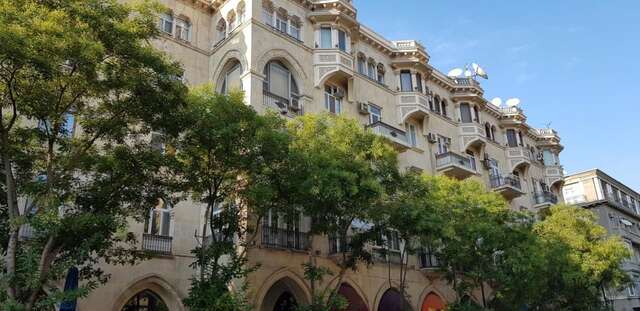 Апартаменты Crown Deluxe Apartment on Nizami Street Баку-8